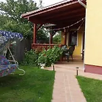 Zach Klara Utcai